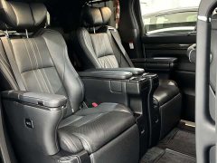 Lexus LM 2020 300h 7-Seater Elegant Edition - ფოტო 16