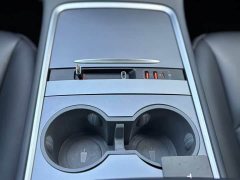 Tesla Model Y 2022 Facelift Long Range All-Wheel Drive - ფოტო 13