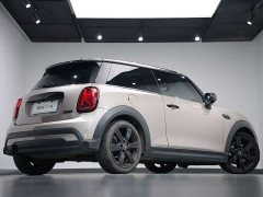 BMW MINI 1.5T COOPER Artist - ფოტო 3