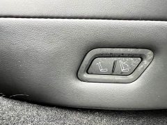 Tesla Model Y Rear-Wheel Drive - ფოტო 18