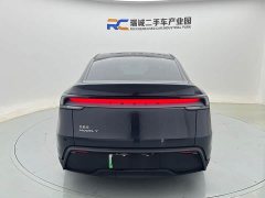 Tesla Model Y Rear-Wheel Drive - ფოტო 5