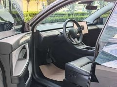 Tesla Model Y 2022 Facelift Rear-Wheel Drive - ფოტო 4