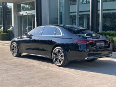Mercedes-Benz E-Class E 300 L Fashion Edition - ფოტო 2
