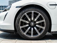 Porsche 2019 Porsche Taycan 4S - ფოტო 11
