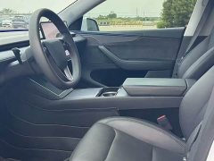 Tesla Model Y Long Range All-Wheel Drive Launch Edition - ფოტო 3