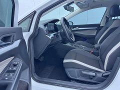 Volkswagen Golf 2021 280TSI DSG 30th Anniversary Edition - ფოტო 7