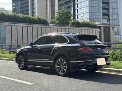 Bentley Bentayga 4.0T V8 - ფოტო 4
