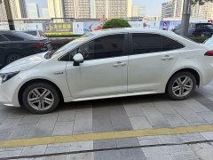 Toyota Corolla Hybrid 1.8H E-CVT Luxury - ფოტო 4
