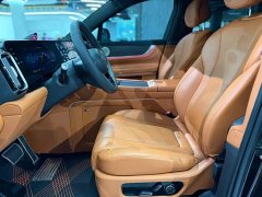 AITO M9 Extended Range Ultra 42kWh 6-Seater - ფოტო 4