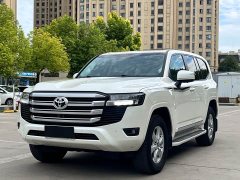 Toyota Land Cruiser (Imported) 2022 VX-R Middle East Version - ფოტო 1