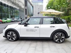 BMW 2025 MINI 2.0T COOPER S Artist 5-Door - ფოტო 3