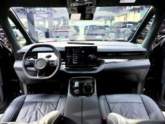 Zeekr Geely Zeekr 009 2024 Seven-Seat Aisle Version AWD 108kWh - ფოტო 13