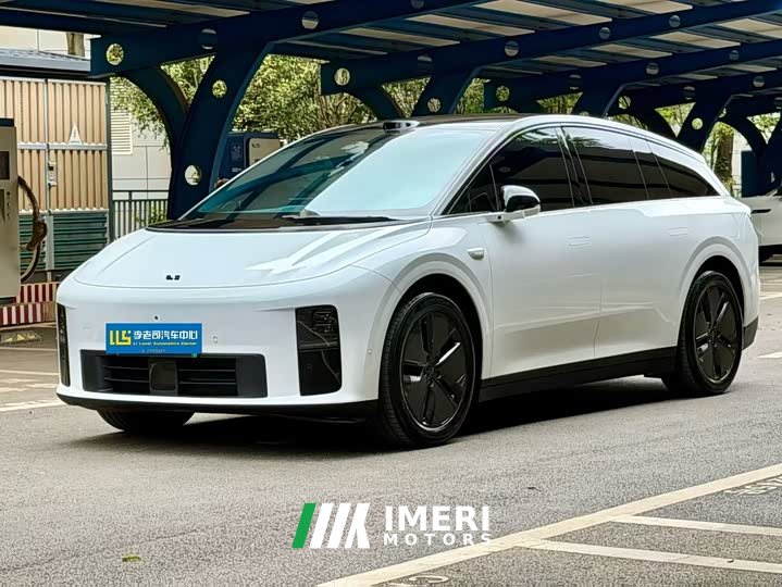 Li Auto i6 Two-Wheel Drive Standard - ავტომობილი ჩინეთიდან