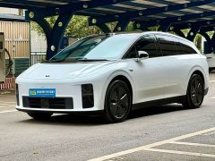Li Auto i6 Two-Wheel Drive Standard - ფოტო 1