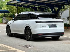 Li Auto i6 Two-Wheel Drive Standard - ფოტო 4