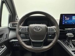 Toyota Sienna 2021 2.5L Hybrid Platinum Edition - ფოტო 17