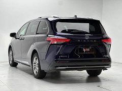 Toyota Sienna 2021 2.5L Hybrid Platinum Edition - ფოტო 6