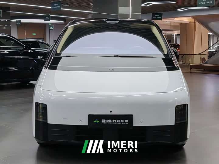 Li Auto MEGA Ultra Smart Refresh Edition