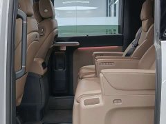Li Auto MEGA Ultra Smart Refresh Edition - ფოტო 14