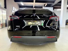 Tesla Model Y Standard Range RWD - ფოტო 12
