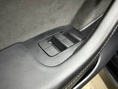 Tesla Model Y Standard Range RWD - ფოტო 18