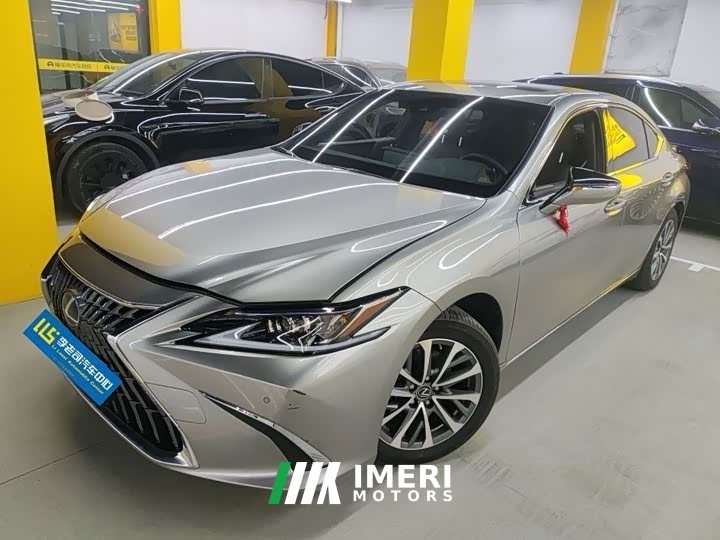 Lexus ES 2022 300h Excellence Edition - ავტომობილი ჩინეთიდან