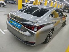 Lexus ES 2022 300h Excellence Edition - ფოტო 3