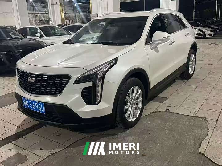 Cadillac XT4 28T FWD Luxury