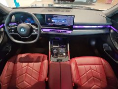 BMW i5 2024 eDrive 35L Luxury Package - ფოტო 17