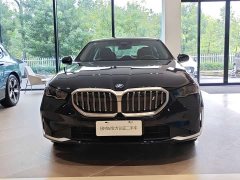 BMW i5 2024 eDrive 35L Luxury Package - ფოტო 2