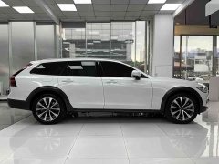 Volvo V90 Cross Country B5 AWD Intelligent Remote Edition - ფოტო 4