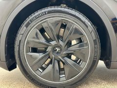 Tesla Model Y Standard Range RWD - ფოტო 10