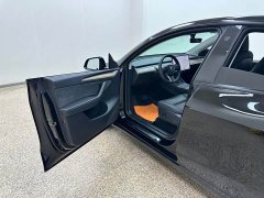 Tesla Model Y Standard Range RWD - ფოტო 12