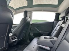 Tesla Model Y Standard Range RWD - ფოტო 18