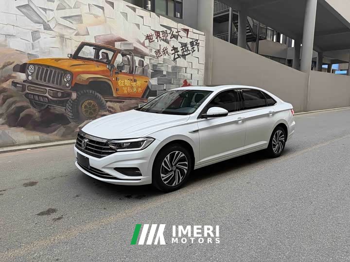 Volkswagen Sagitar 280TSI DSG Flying Edition