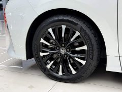 Toyota Alphard Hybrid 2.5L Premium Edition - ფოტო 3