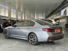 BMW 5 Series (Imported) Facelift 530i M Sport Package - ფოტო 14