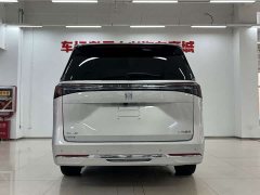 Buick GL8 New Energy Lusang Respect Edition - ფოტო 8