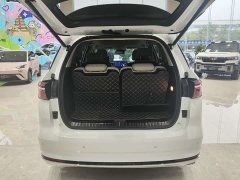 BYD Song MAX New Energy DM-i 105KM Executive Edition - ფოტო 16