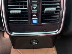 Porsche 2020 Macan 2.0T - ფოტო 6