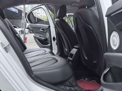 BMW 1 Series Facelift 120i M Sport - ფოტო 10