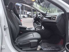 BMW 1 Series Facelift 120i M Sport - ფოტო 11
