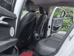 BMW 1 Series Facelift 120i M Sport - ფოტო 8