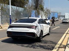 Hyundai Elantra 2023 1.5L CVT GLX Elite - ფოტო 10
