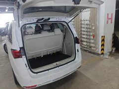 Buick GL8 Land Official Business Class 652T Comfort Edition - ფოტო 10