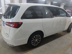Buick GL8 Land Official Business Class 652T Comfort Edition - ფოტო 2