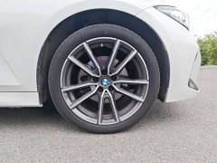 BMW 3 Series 320Li M Sport Package - ფოტო 8