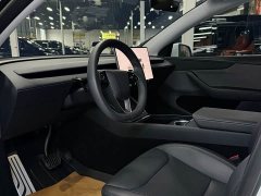 Tesla Model Y Rear-Wheel Drive - ფოტო 12