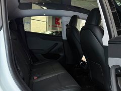 Tesla Model Y Rear-Wheel Drive - ფოტო 13