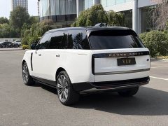Land Rover Range Rover 3.0 L6 400PS Extended Wheelbase Seven-Seater - ფოტო 6
